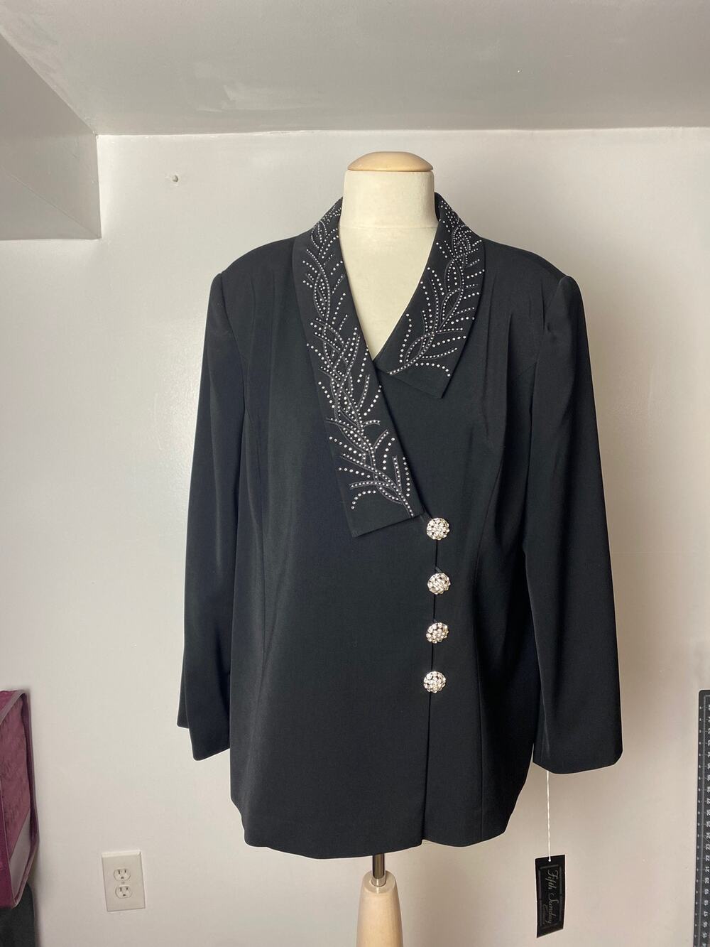 FIFTH SUNDAY EXCLUSIVE TWO PIECE SKIRT SUIT SIZE 16